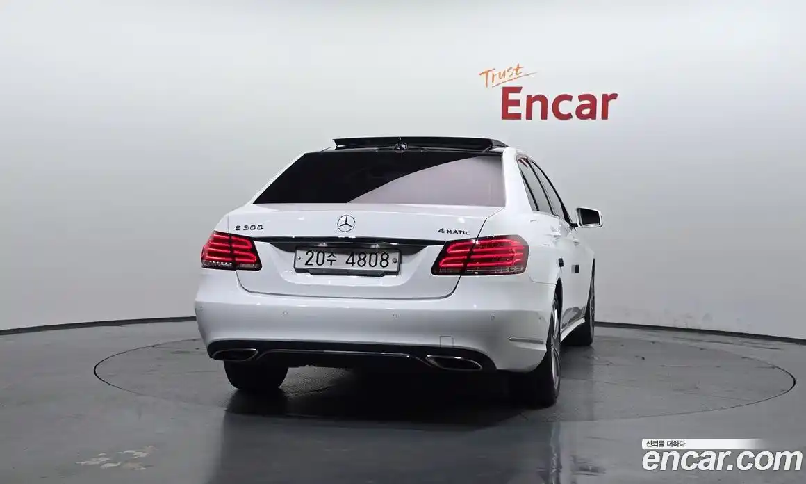 Mercedes-Benz E-Class 2014 3.5 автомат (гидро), фото 4