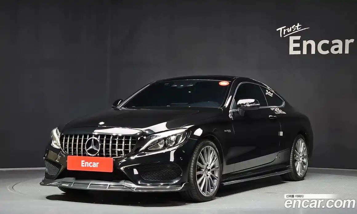 Mercedes-Benz C-Class 2017 2.0 гидро, фото 1 Mercedes-Benz C-Class 2017 2.0 гидро, фото 1