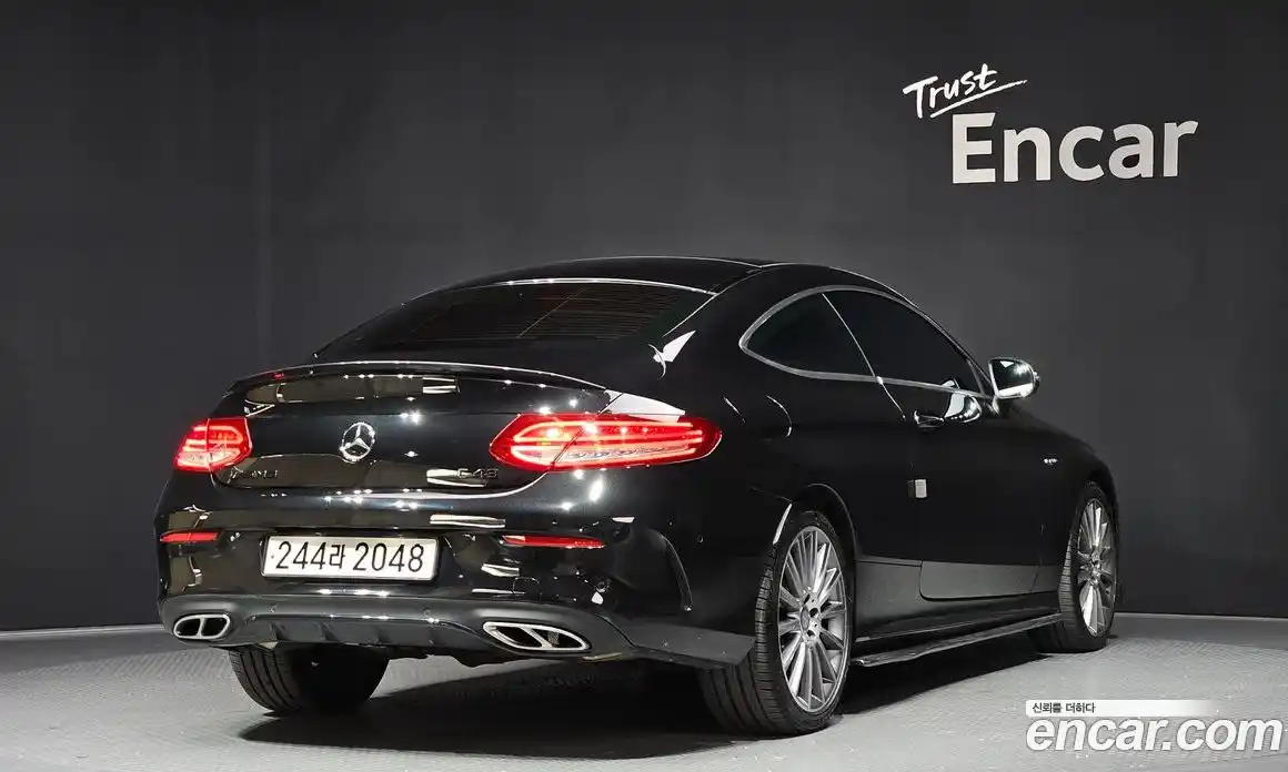 Mercedes-Benz C-Class 2017 2.0 гидро, фото 2 Mercedes-Benz C-Class 2017 2.0 гидро, фото 2