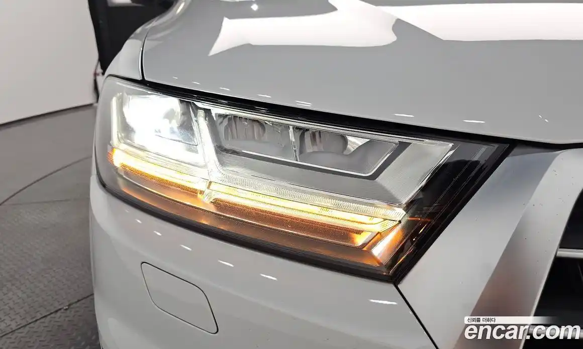 Audi Q7 2019 2.0 автомат (гидро), фото 7