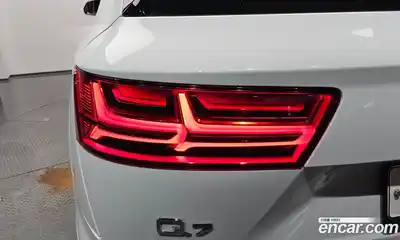 Audi Q7 2019 2.0 автомат (гидро), миниатюра 8