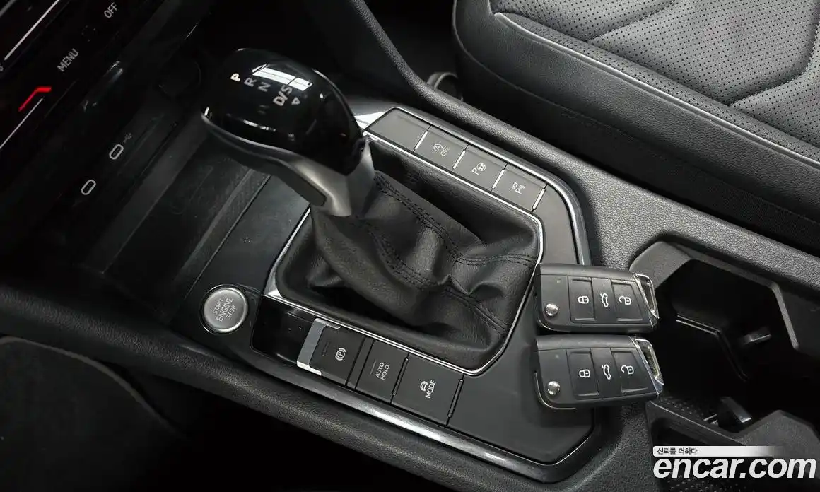 Volkswagen Tiguan 2023 2.0 автомат (гидро), фото 12