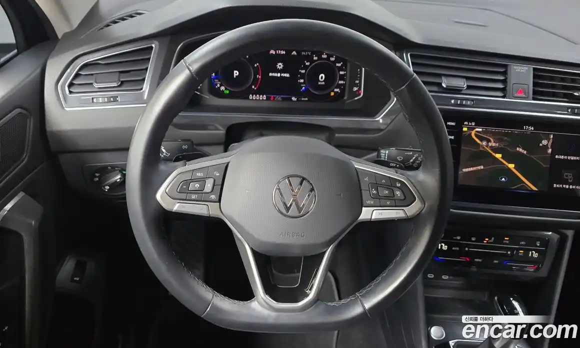 Volkswagen Tiguan 2023 2.0 автомат (гидро), фото 18