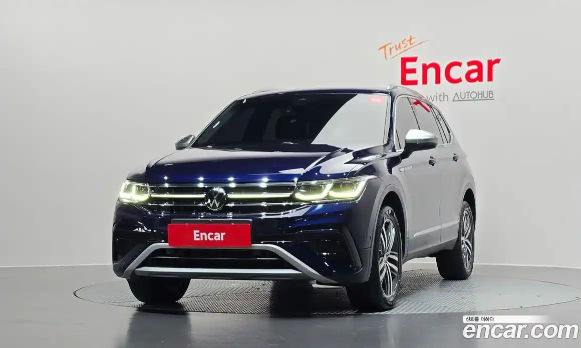Volkswagen Tiguan 2023 2.0 автомат (гидро), фото 3