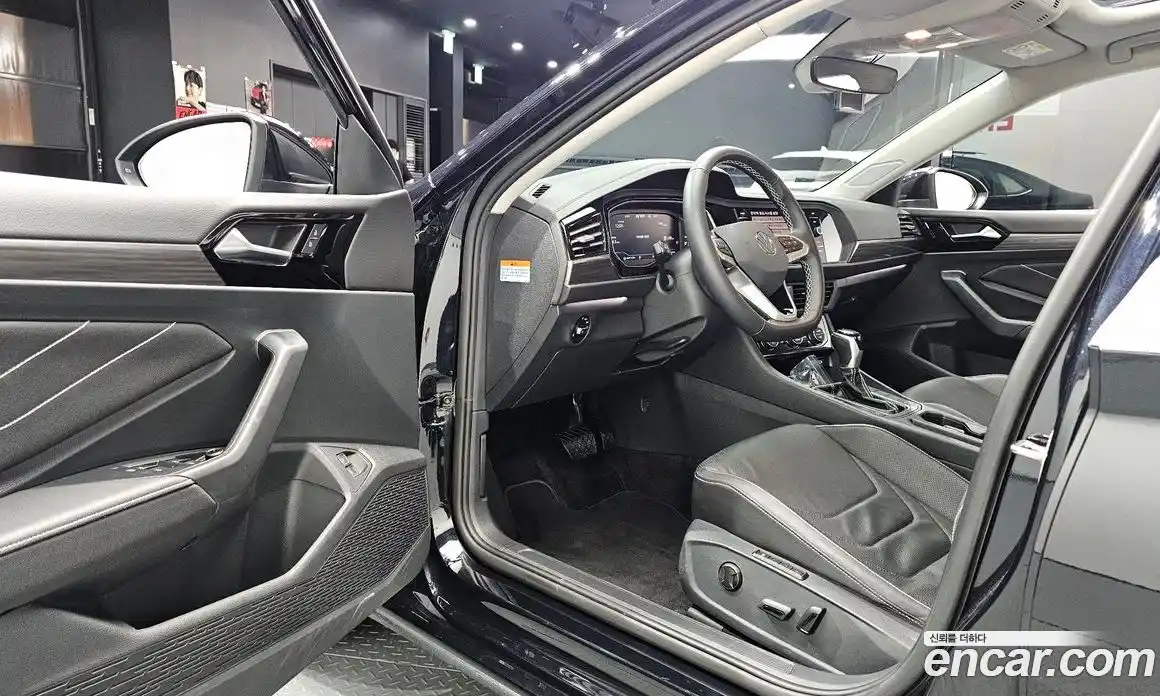 Volkswagen Jetta 2024 1.5 автомат (гидро), фото 13