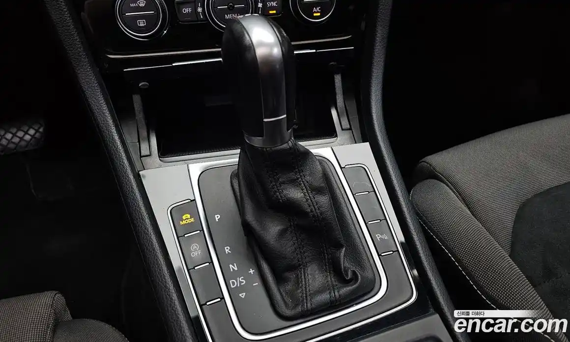Volkswagen Golf 2014 2.0 автомат (гидро), фото 9