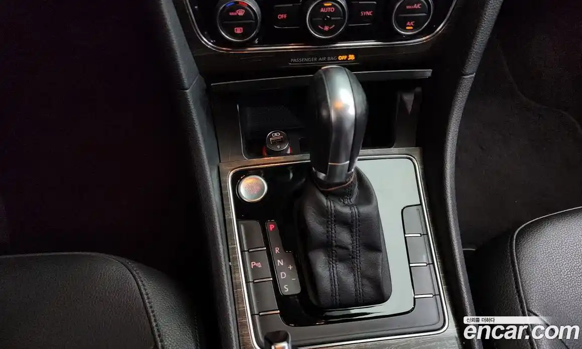Volkswagen Passat 2016 1.8 автомат (гидро), фото 9
