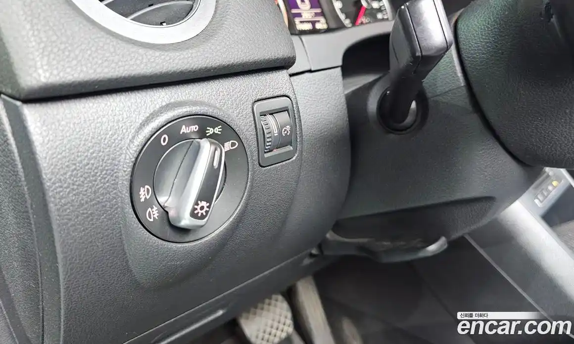 Volkswagen Tiguan 2013 2.0 автомат (гидро), фото 13