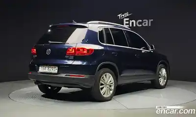 Volkswagen Tiguan 2013 2.0 автомат (гидро), миниатюра 2