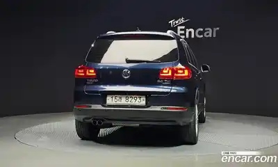 Volkswagen Tiguan 2013 2.0 автомат (гидро), миниатюра 4