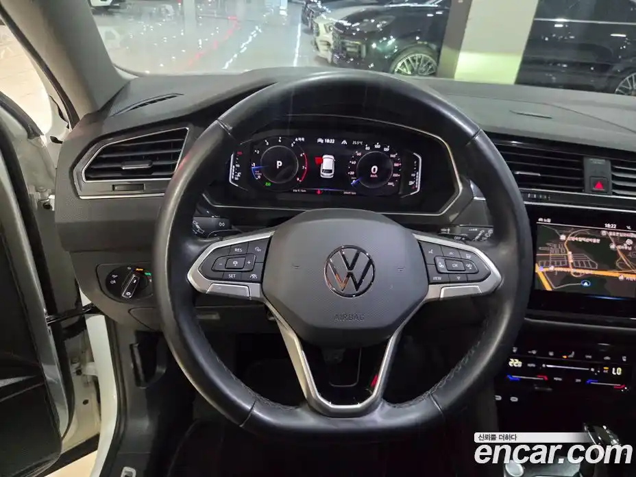 Volkswagen Tiguan 2023 2.0 автомат (гидро), фото 11