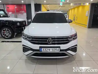 Volkswagen Tiguan 2023 2.0 автомат (гидро), миниатюра 3