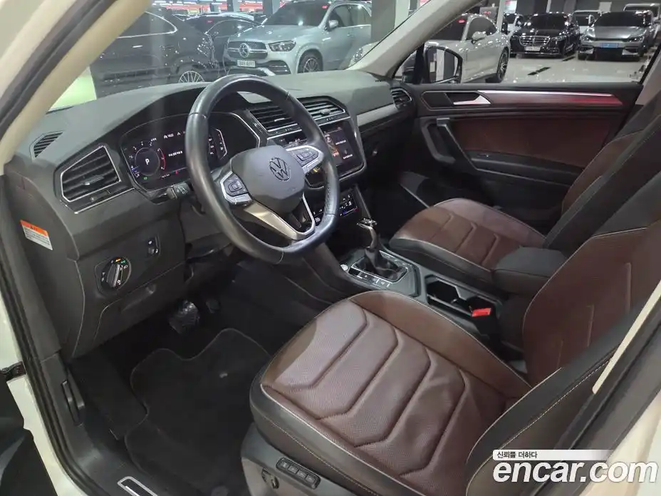 Volkswagen Tiguan 2023 2.0 автомат (гидро), фото 7