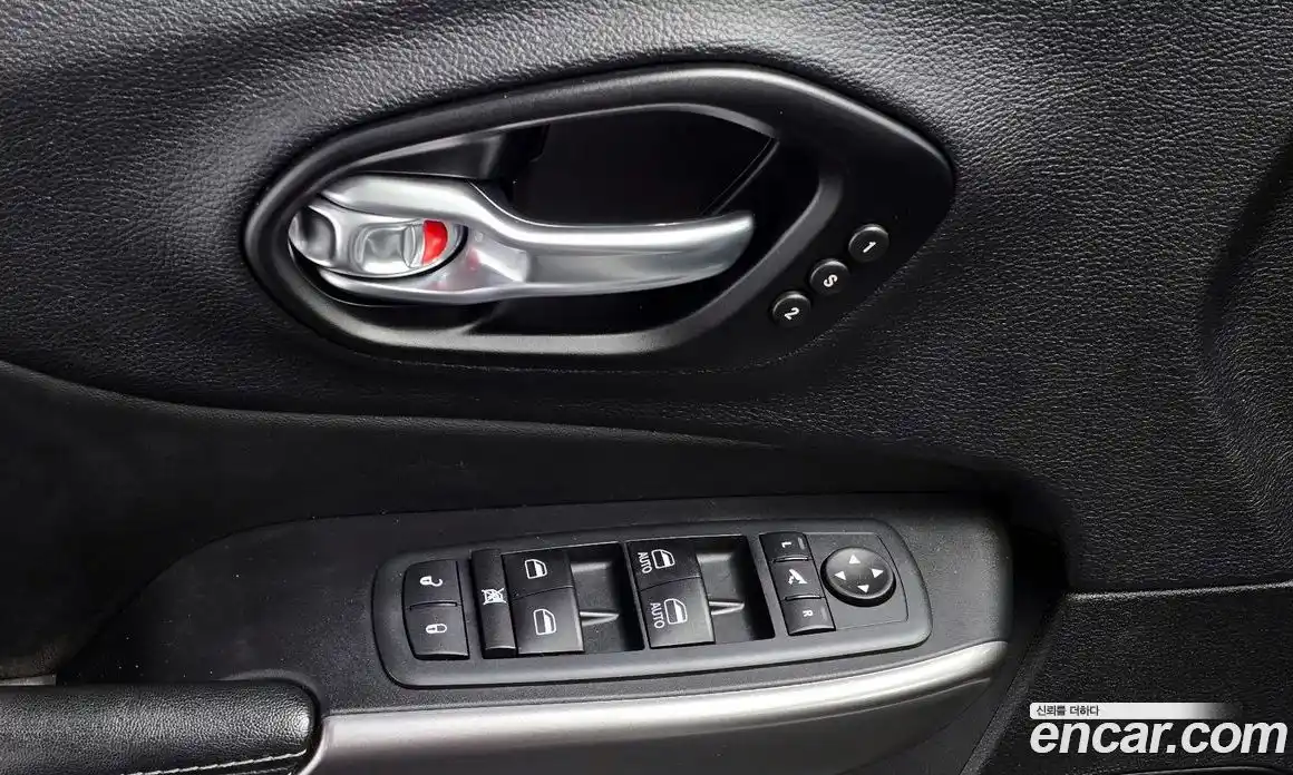 Jeep Cherokee 2021 2.4 автомат (гидро), фото 18