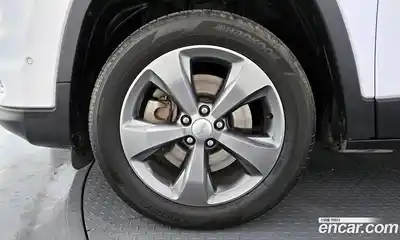 Jeep Cherokee 2021 2.4 автомат (гидро), миниатюра 5