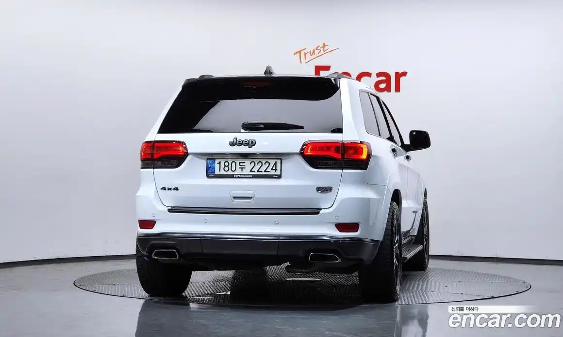 Jeep Cherokee 2021 3.6 автомат (гидро), фото 4