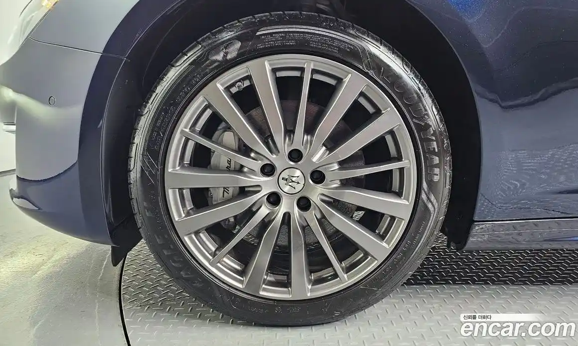 Maserati Ghibli 2022 2.0 автомат (гидро), фото 5