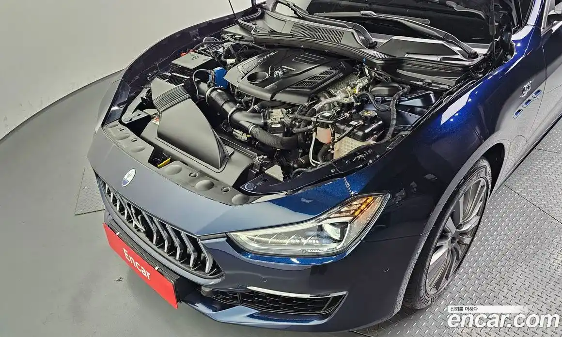 Maserati Ghibli 2022 2.0 автомат (гидро), фото 6