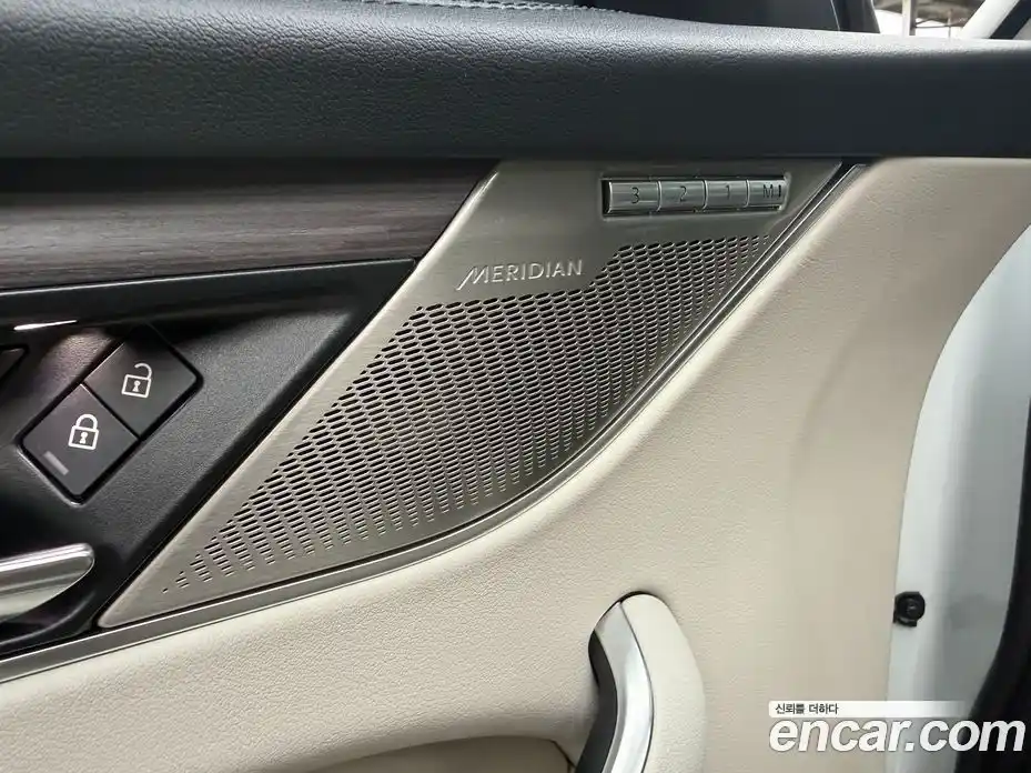 Jaguar F-Pace 2021 2.0 автомат (гидро), фото 14