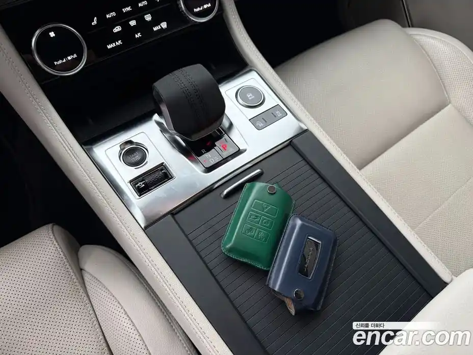 Jaguar F-Pace 2021 2.0 автомат (гидро), фото 10