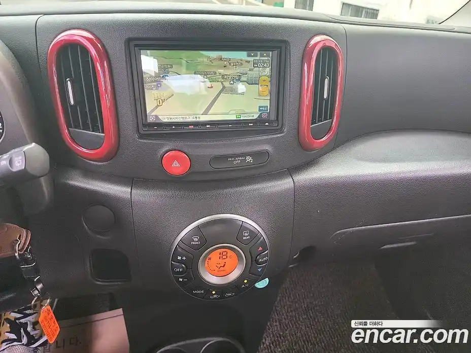 Nissan Cube 2011 1.8 автомат (гидро), фото 7 Nissan Cube 2011 1.8 автомат (гидро), фото 7