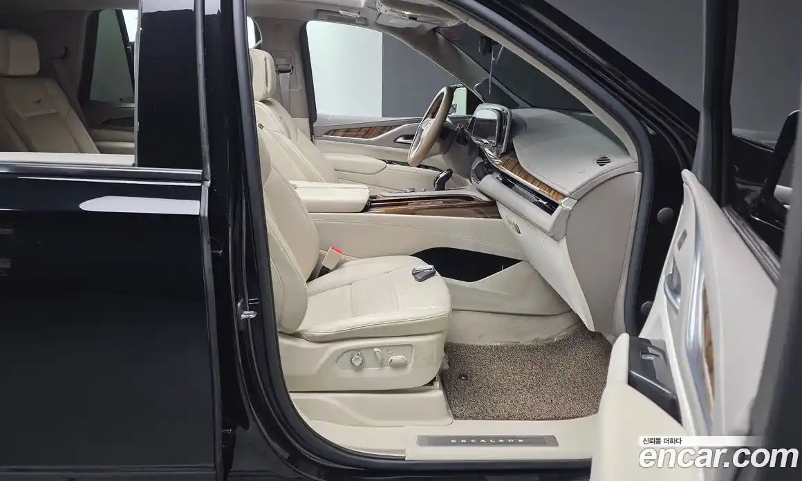 Cadillac Escalade 2022 6.2 автомат (гидро), фото 16 Cadillac Escalade 2022 6.2 автомат (гидро), фото 16