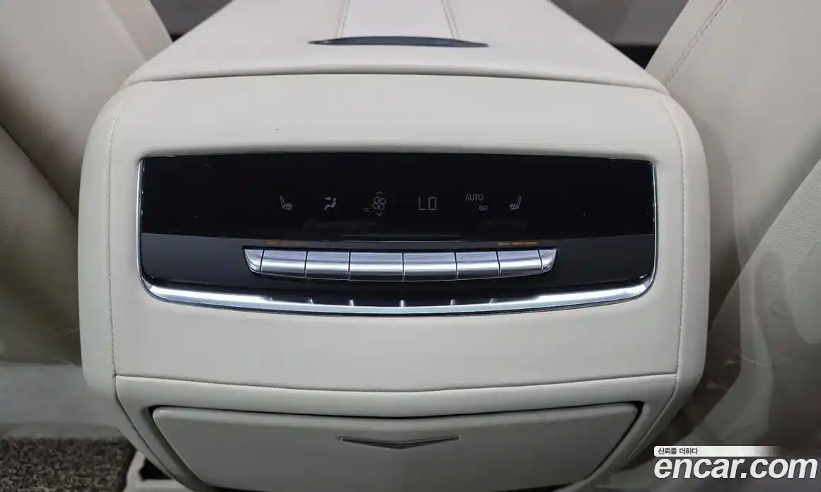 Cadillac Escalade 2022 6.2 автомат (гидро), фото 35 Cadillac Escalade 2022 6.2 автомат (гидро), фото 35