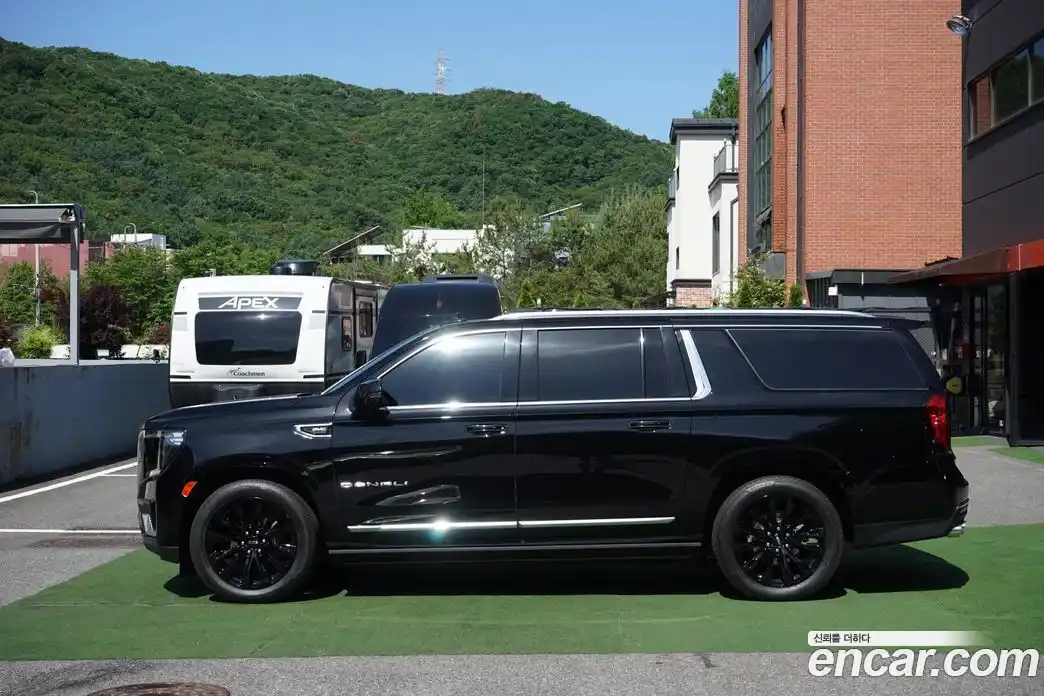 GMC Yukon 2022 6.2 автомат (гидро), фото 20