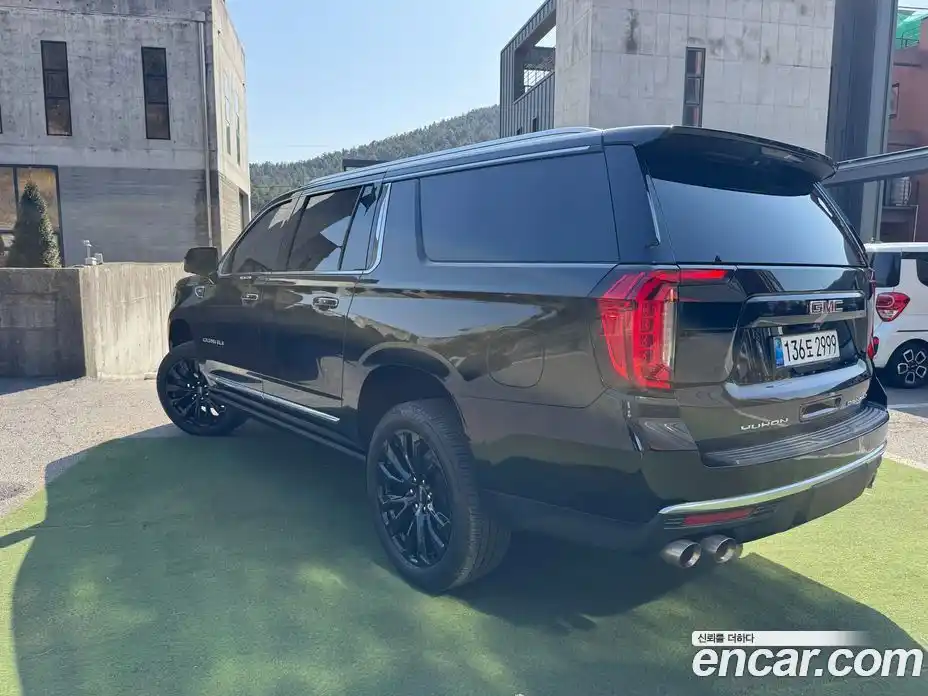 GMC Yukon 2022 6.2 автомат (гидро), фото 4