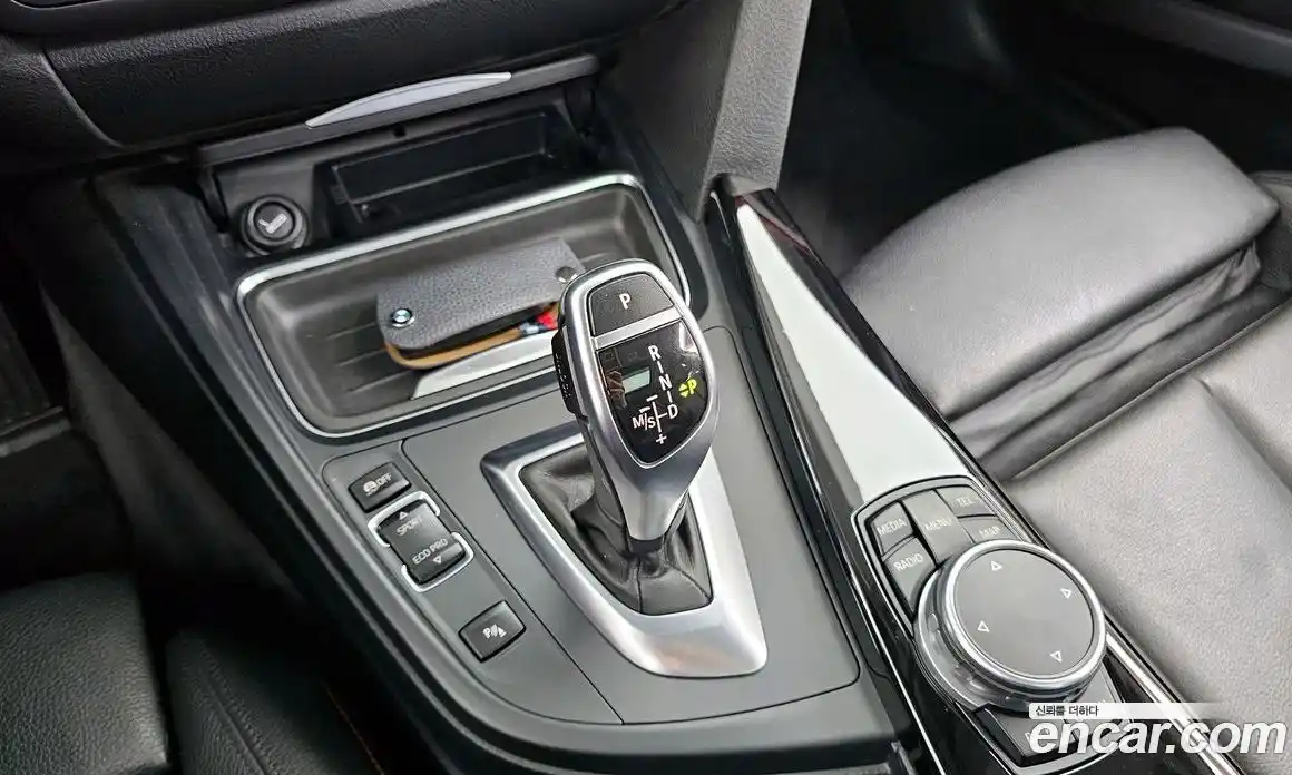 BMW 3 серия 2015 2.0 автомат (гидро), фото 9