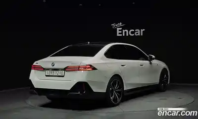 BMW 5 серия 2025 2.0 автомат (гидро), миниатюра 2