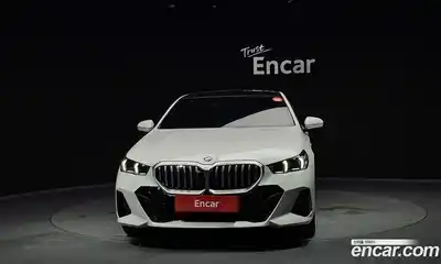 BMW 5 серия 2025 2.0 автомат (гидро), миниатюра 3