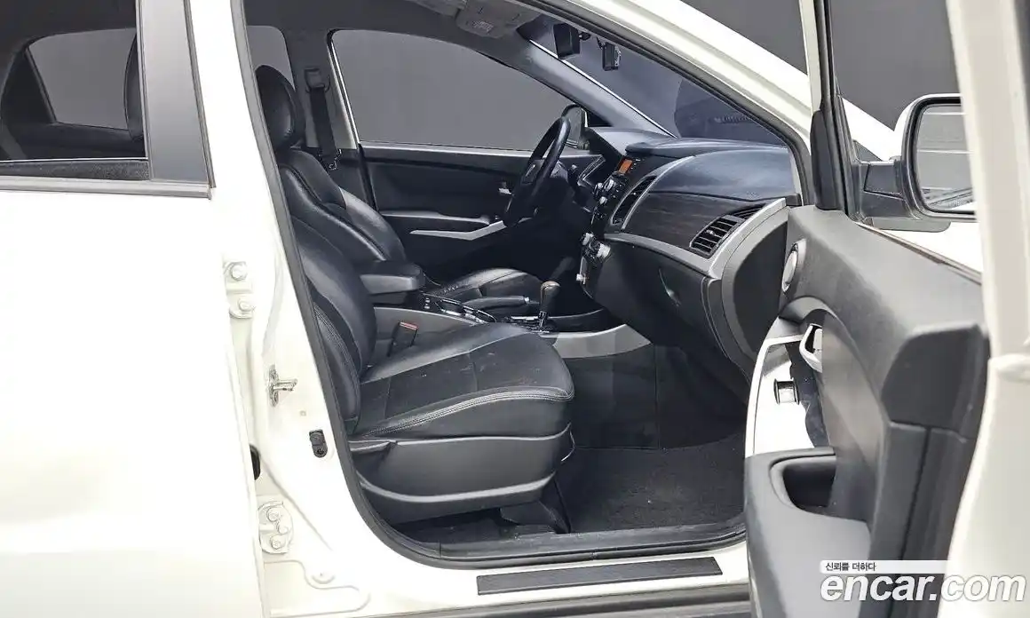 SsangYong Korando 2015 2.2 автомат (гидро), фото 16