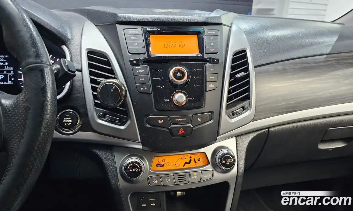SsangYong Korando 2015 2.2 автомат (гидро), фото 19