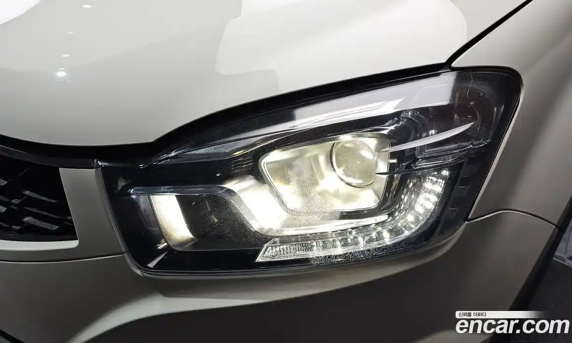 SsangYong Korando 2015 2.2 автомат (гидро), фото 7