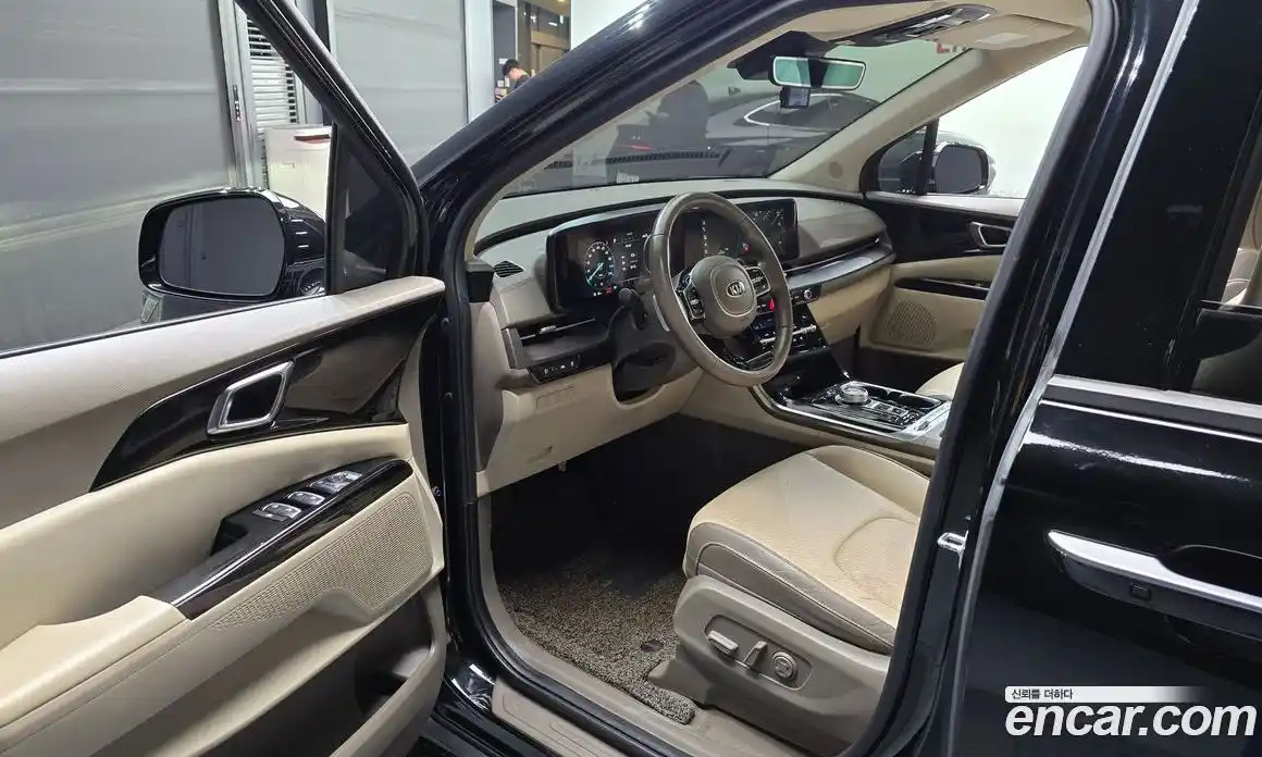 Kia Carnival 2021 2.2 автомат (гидро), фото 13