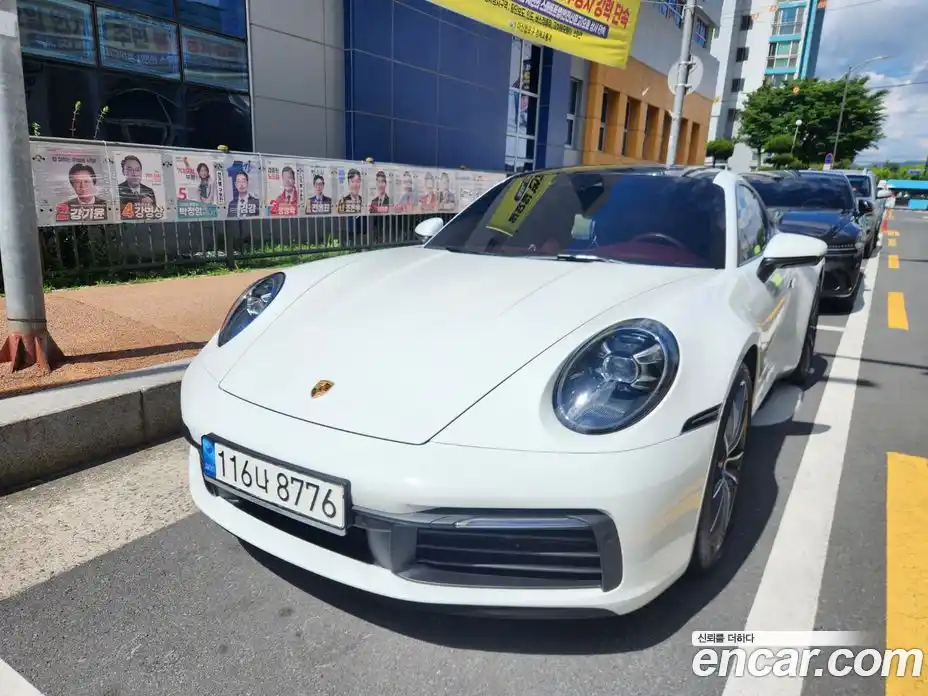 Porsche 911 2022 3.0 автомат (гидро), фото 3