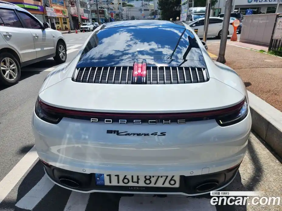Porsche 911 2022 3.0 автомат (гидро), фото 5