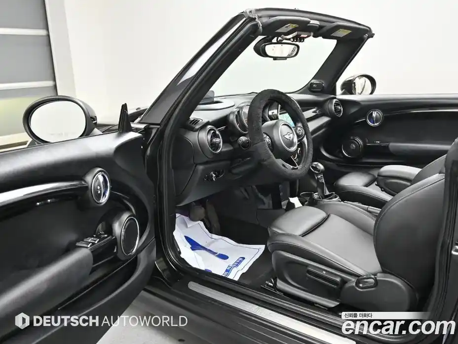 Mini Cooper Convertible 2016 1.5 автомат (гидро), фото 11
