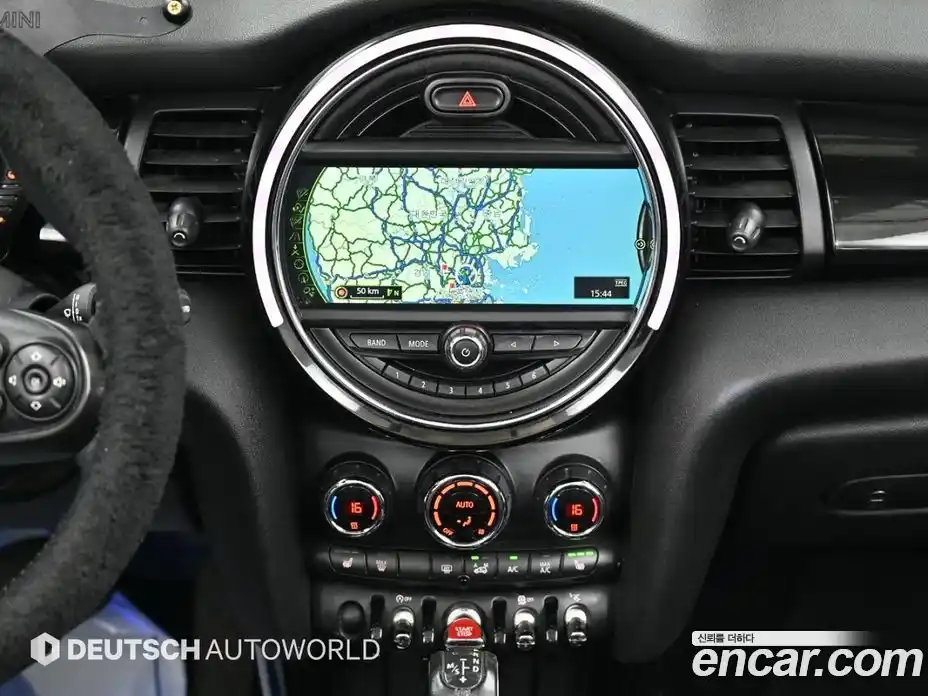 Mini Cooper Convertible 2016 1.5 автомат (гидро), фото 14