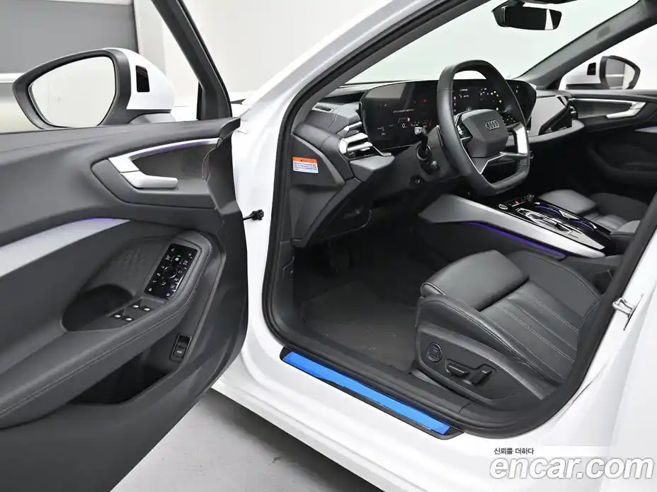 Audi A5 2025 2.0 автомат (гидро), фото 11
