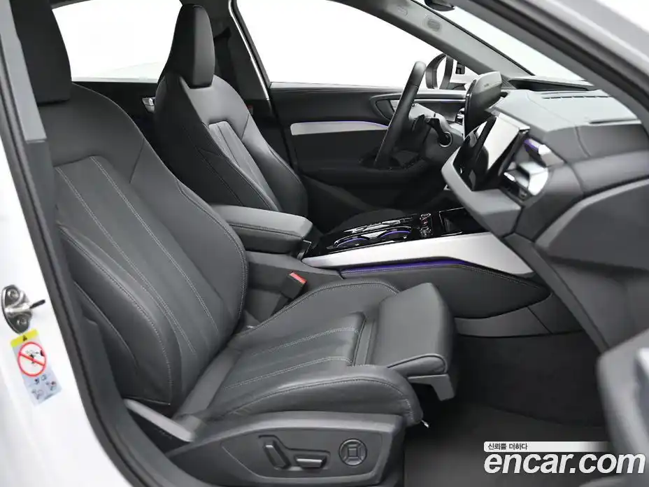Audi A5 2025 2.0 автомат (гидро), фото 10