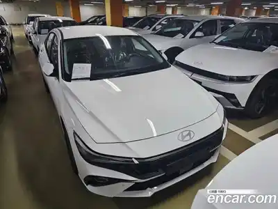 Hyundai Avante 2026 1.6 автомат (гидро), миниатюра 3