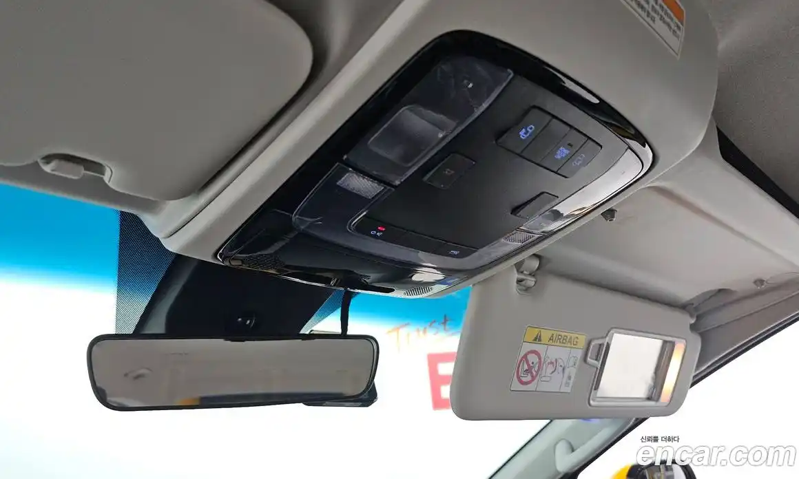 Hyundai Staria 2025 3.5 автомат (гидро), фото 22