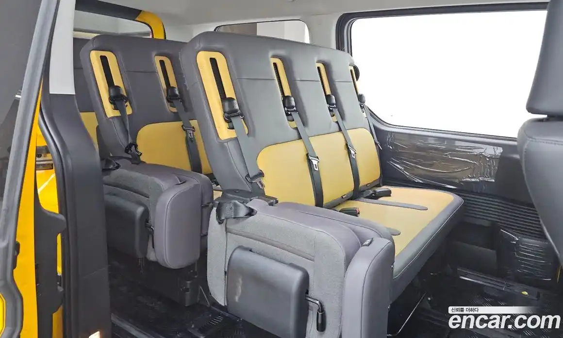Hyundai Staria 2025 3.5 автомат (гидро), фото 31