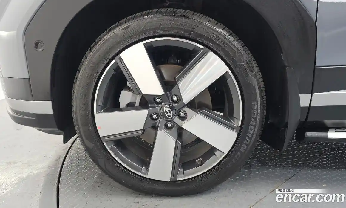 Hyundai Santa Fe 2024 2.5 автомат (гидро), фото 5