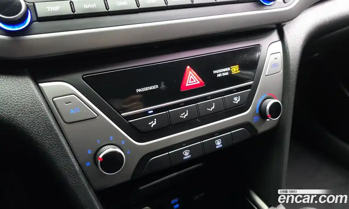 Hyundai Avante 2017 1.6 автомат (гидро), фото 16
