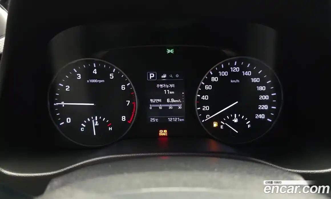Hyundai Avante 2017 1.6 автомат (гидро), фото 8
