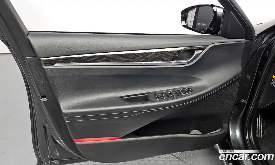 Hyundai Grandeur 2019 2.4 автомат (гидро), фото 14