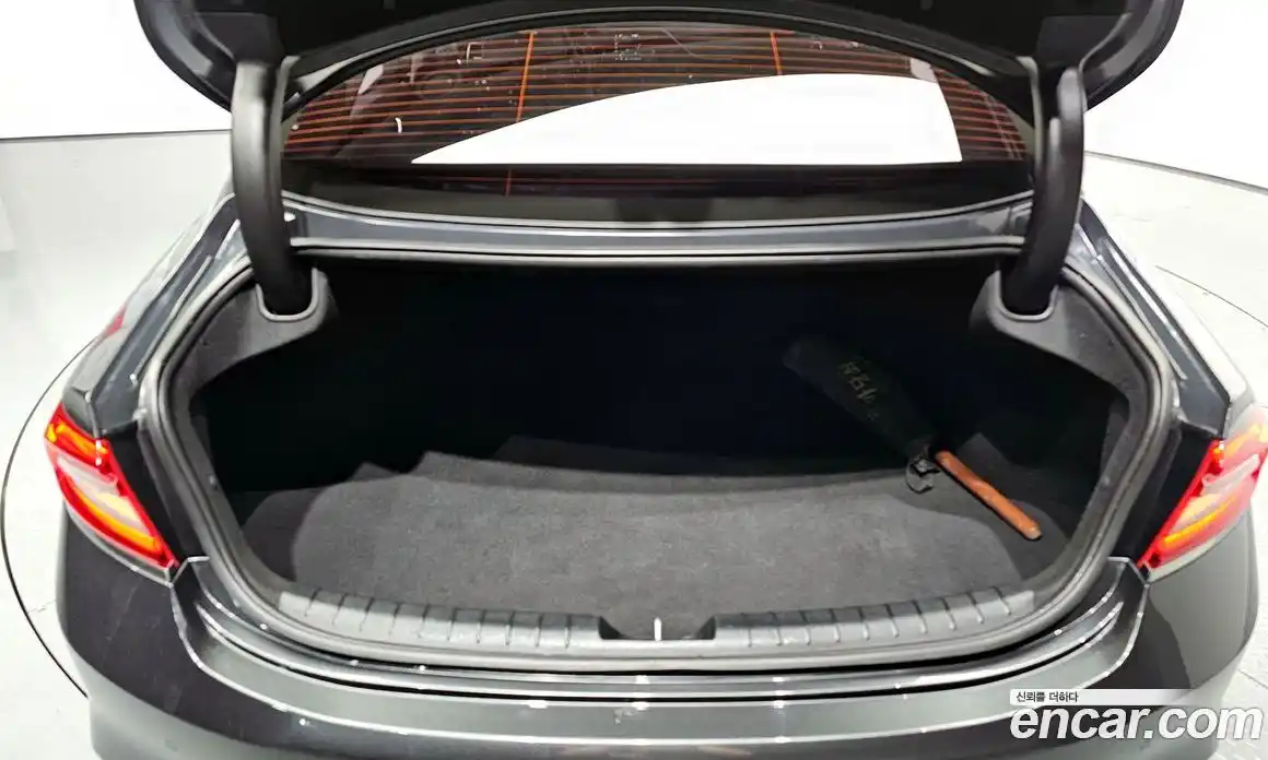Hyundai Grandeur 2019 2.4 автомат (гидро), фото 26